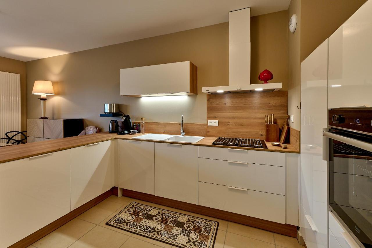 Le Manou, Appartement Neuf Avec Terrasse, Parking Sous-Terrain & Ascenseur By Primo C0Nciergerie نيفي المظهر الخارجي الصورة